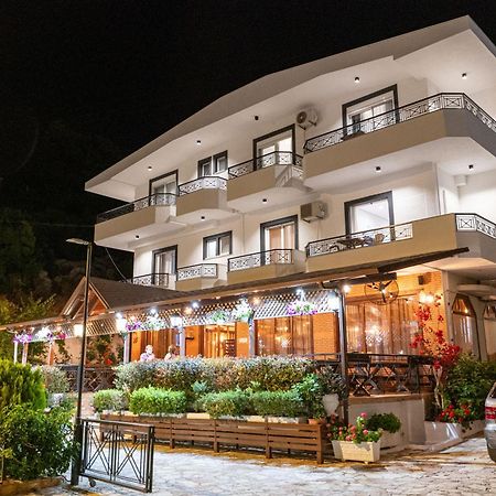 Sunkised Hotel Saranda Zewnętrze zdjęcie