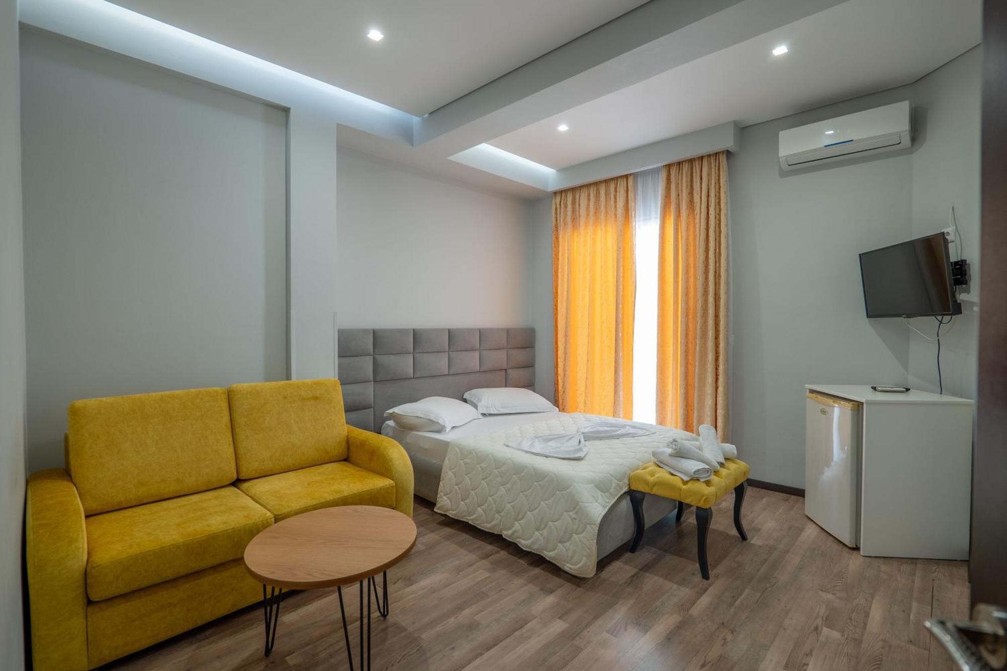 Sunkised Hotel Saranda Zewnętrze zdjęcie