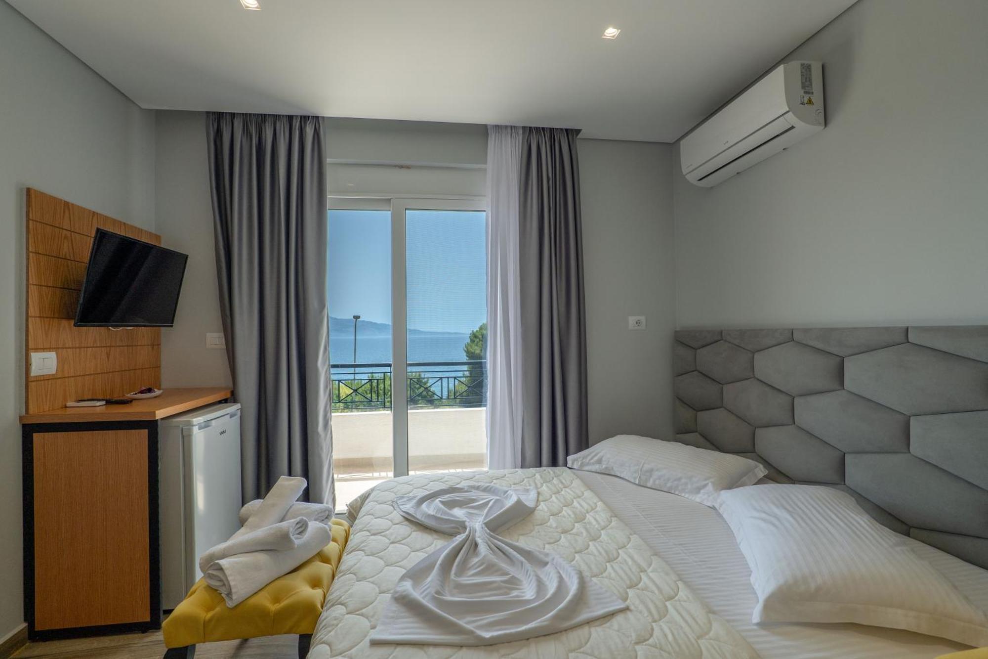 Sunkised Hotel Saranda Zewnętrze zdjęcie