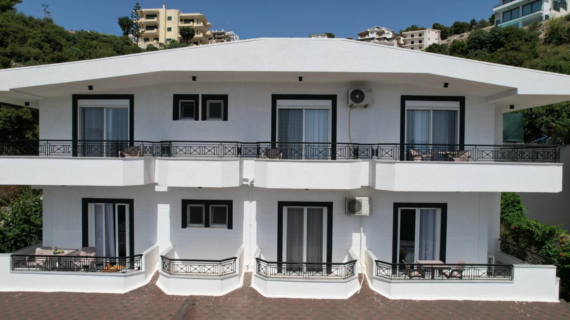 Sunkised Hotel Saranda Zewnętrze zdjęcie