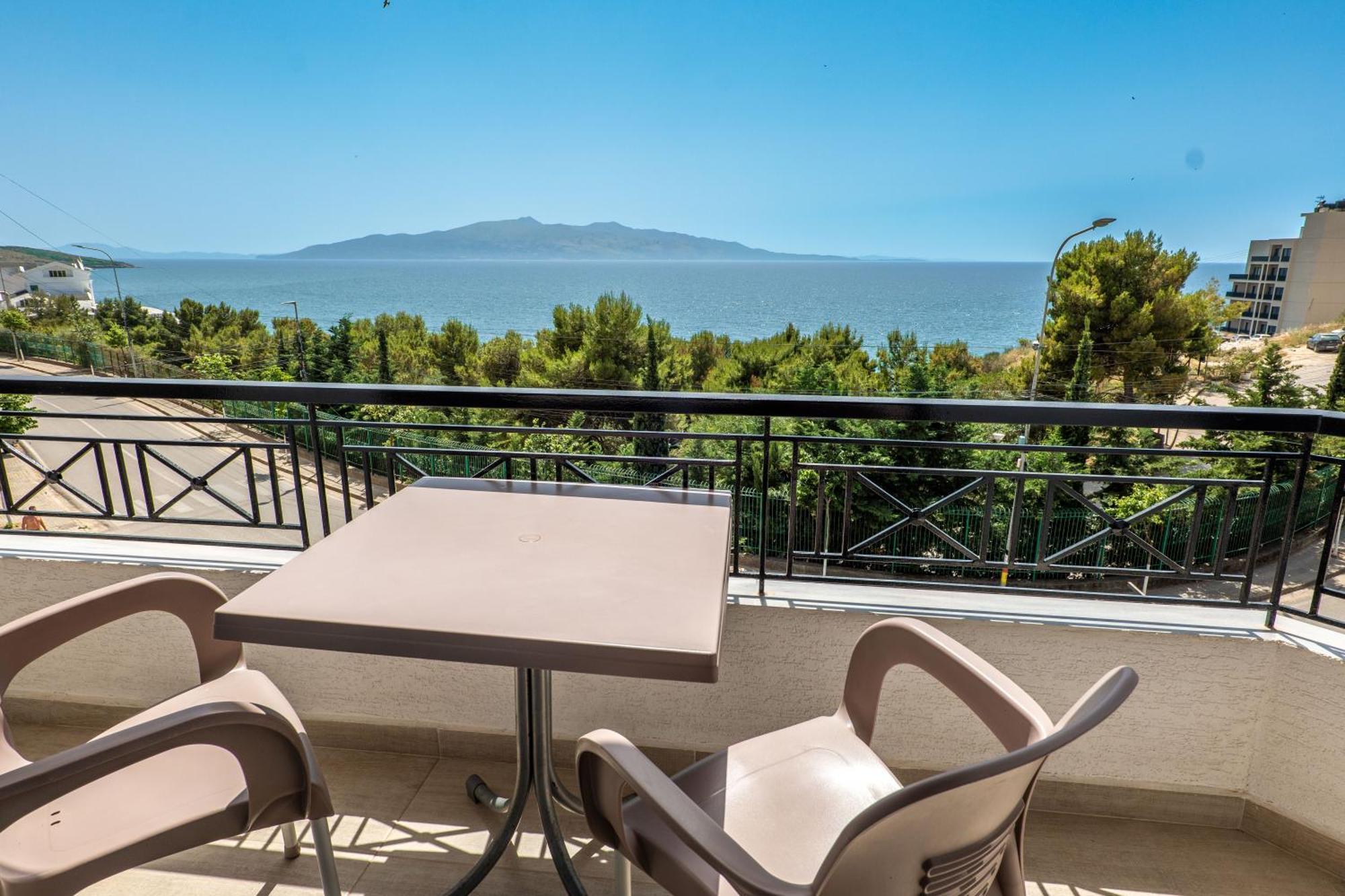 Sunkised Hotel Saranda Zewnętrze zdjęcie