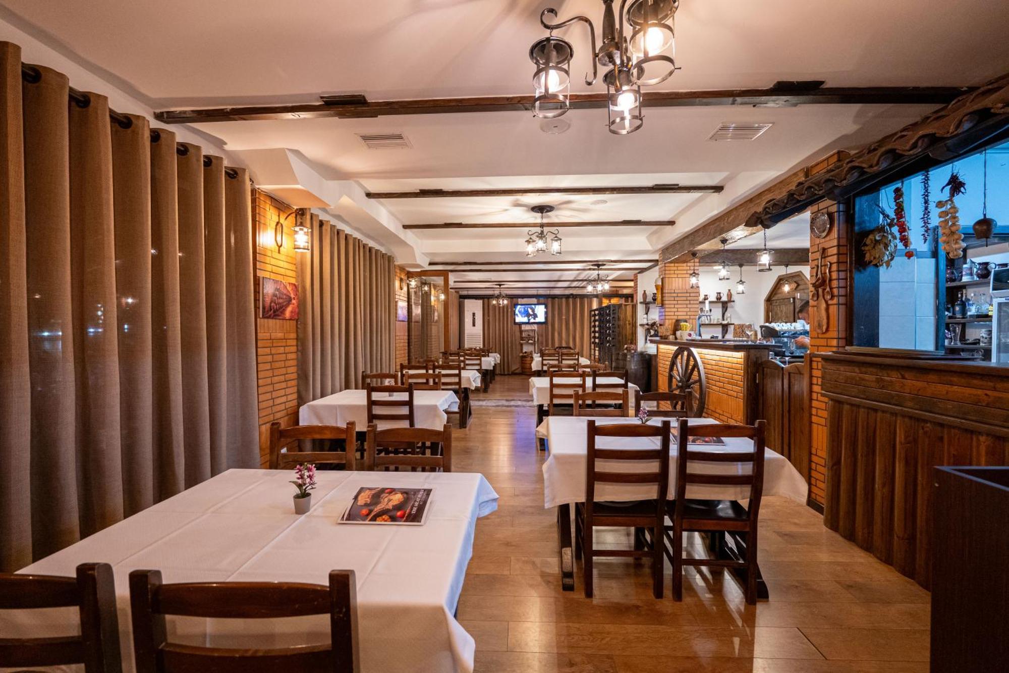 Sunkised Hotel Saranda Zewnętrze zdjęcie