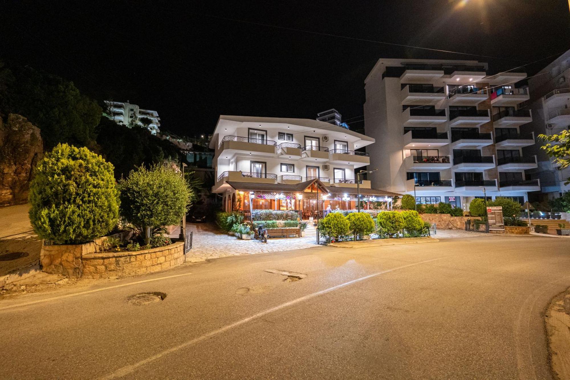 Sunkised Hotel Saranda Zewnętrze zdjęcie