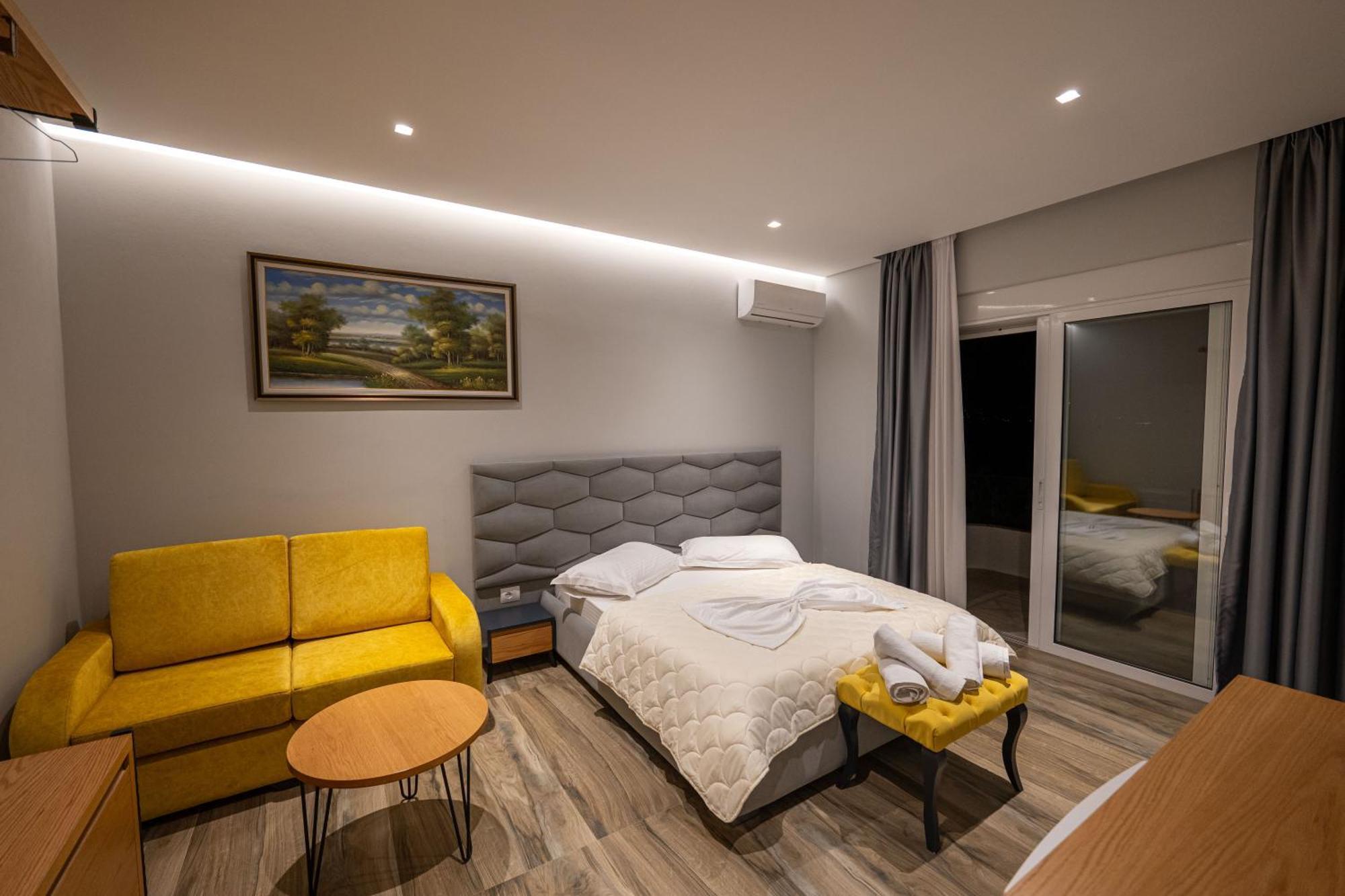 Sunkised Hotel Saranda Zewnętrze zdjęcie