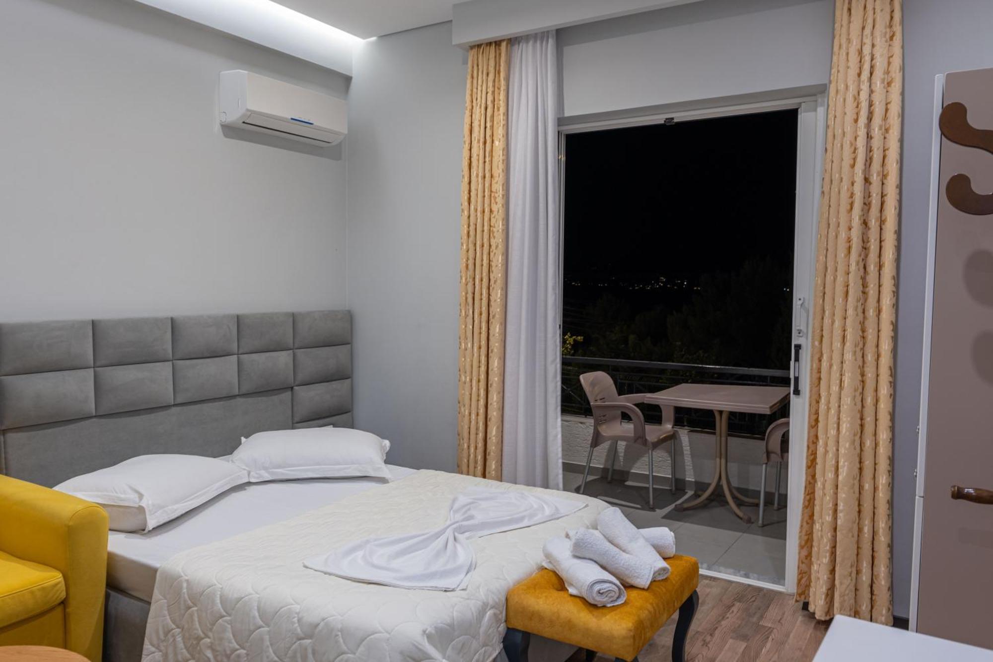 Sunkised Hotel Saranda Zewnętrze zdjęcie